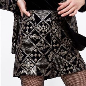 Zara Black and Silver Geometric Patterned Shorts